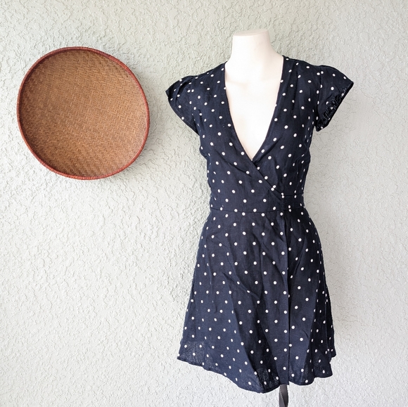 Reformation Polka dot wrap dress NWT size extra sm - Picture 1 of 6